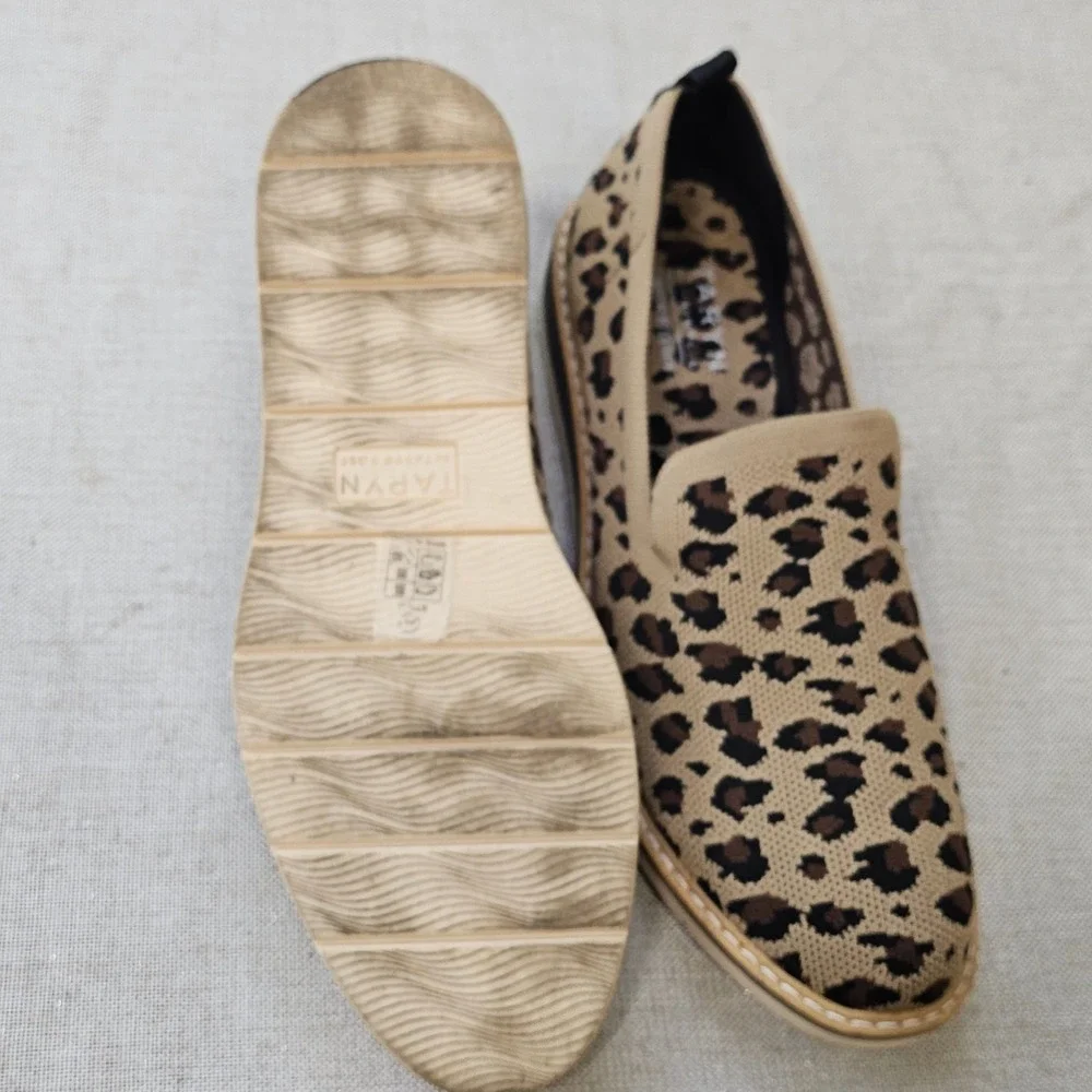 Taryn by Taryn Rose Stilo Loafers‎ Womens 9.5 Leopard Knit Slip On Comfort Shoes